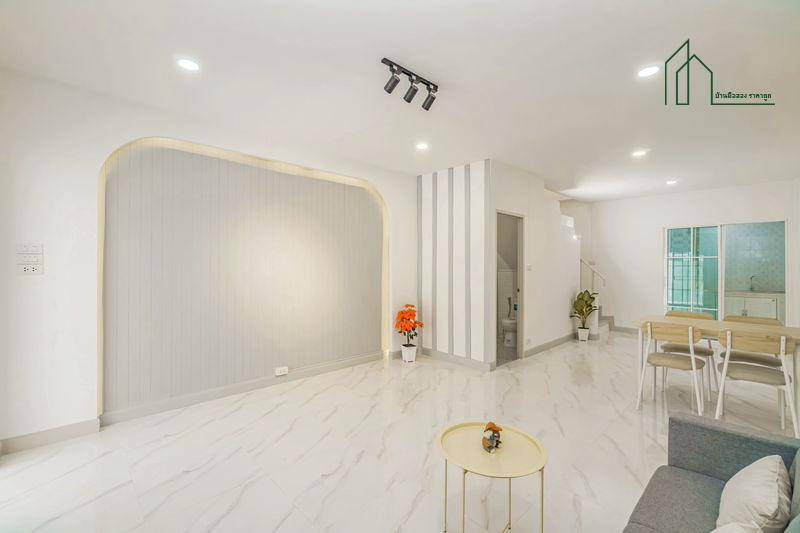 ทาวน์เฮ้าส์หมู่บ้านมนวดี วัดลาดปลาดุก รีโนเวทพร้อมอยู่ 5