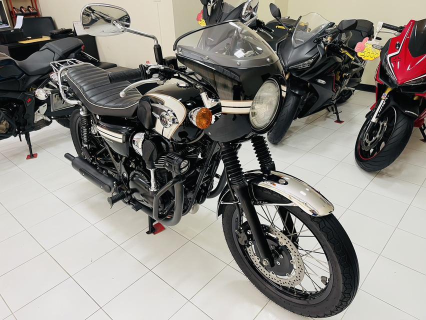 W800SE/2022