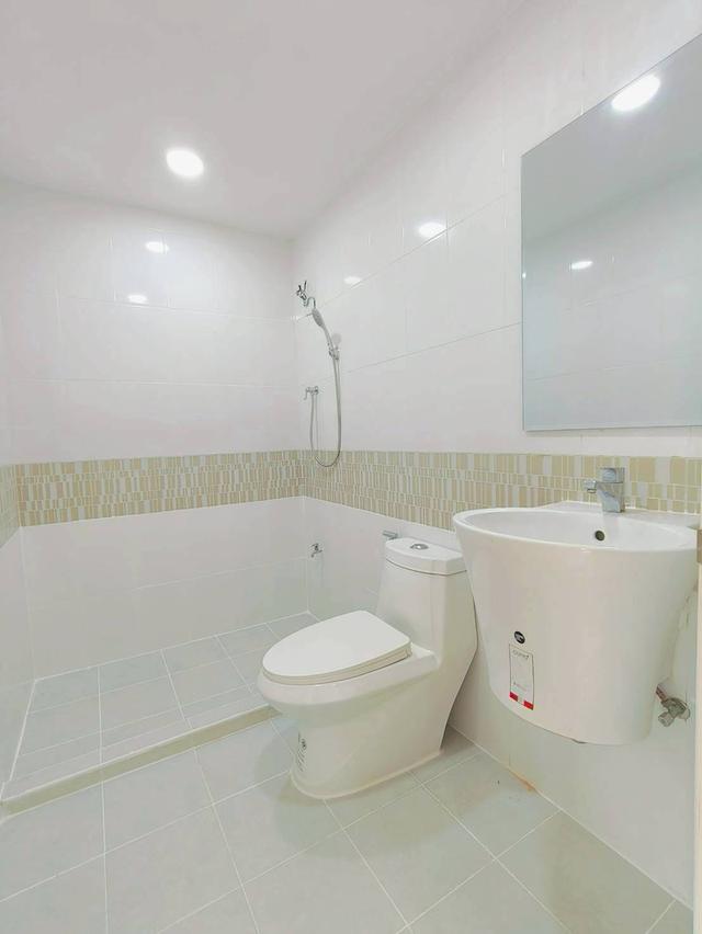 บ้านหลังมุม! ทาวน์เฮ้าส์ 2 ชั้น ตกแต่งใหม่ พร้อมอยู่ 📍 หมู่บ้านโครงการพลีโน่ รามอินทรา – เลียบคลองสอง 10 13