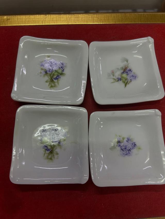 ถ้วยซอส 4 ชิ้น เซรามิก งานยุโรป