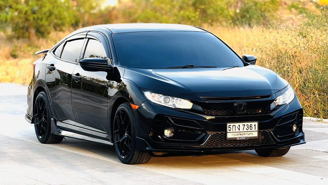 HONDA CIVIC FC 1.8E ปี16