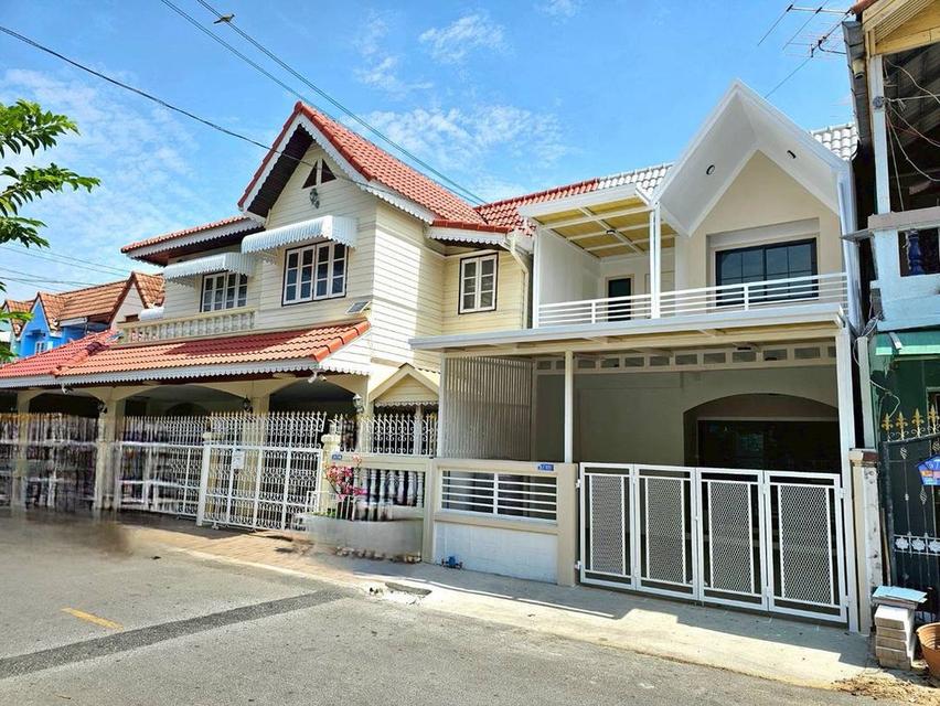 ทำเลทองติดรถไฟฟ้า! ขายทาวน์เฮาส์ #หมู่บ้านบัวทอง2 2