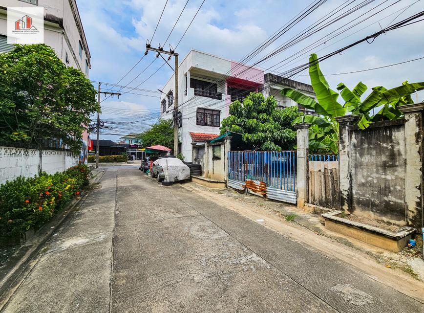 ขาย ที่ดิน ถมแล้ว-สูงกว่าถนน เข้าซอยเพียง 20 เมตร หมู่บ้านเศรษฐกิจ บางแค 82 ตรว 3