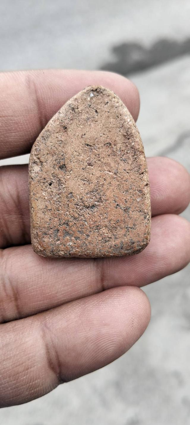 พระเนื้อดิน พระขุนแผนกรุวัดบ้านกร่าง สุพรรณบุรี