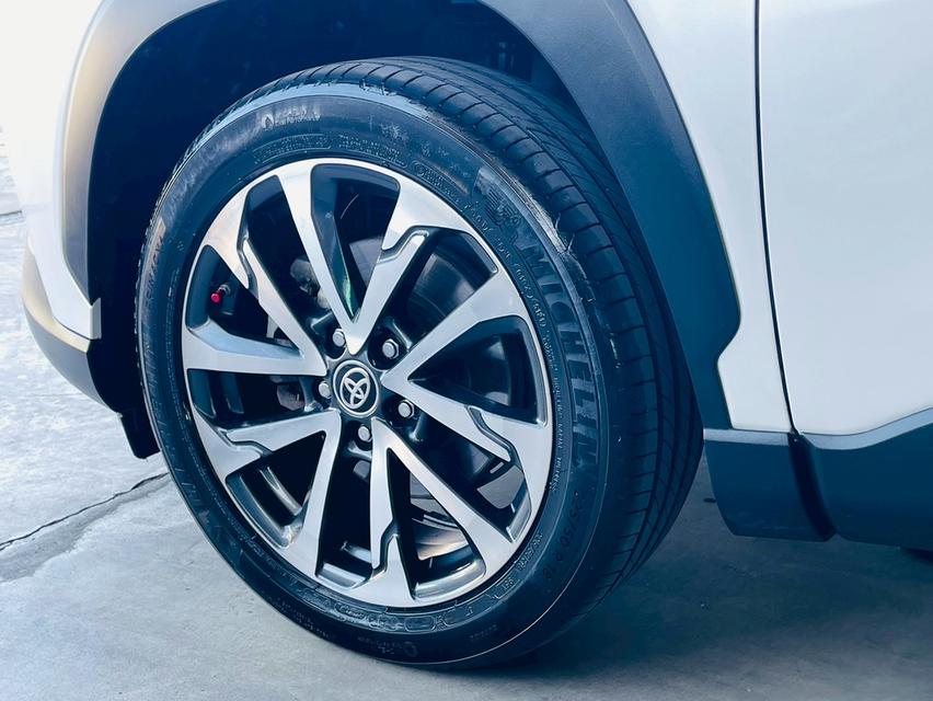 Toyota Corolla Cross 1.8 Hybrid Premium ปี 21จด22 มือแรกไมล์แท้ รูปที่ 15