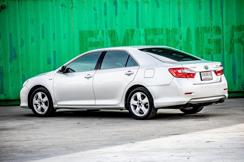 Toyota Camry 2.0G ปี 2013 สีบรอนซ์ มือเดียวป้ายแดง   9