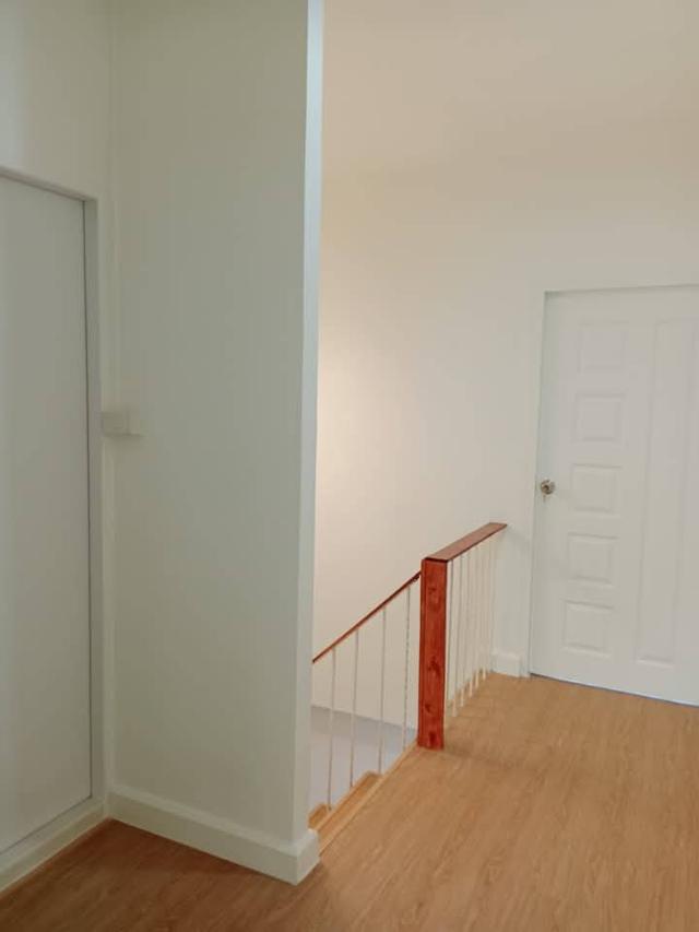 ขายบ้าน 2 ชั้น รีโนเวทใหม่ทั้งหลัง ใจกลางเมือง ถนนเสือป่า ซอย 4 ต.หน้าเมือง ราชบุรี ใกล้โรบินสัน ตลาดศรีเมือง 8