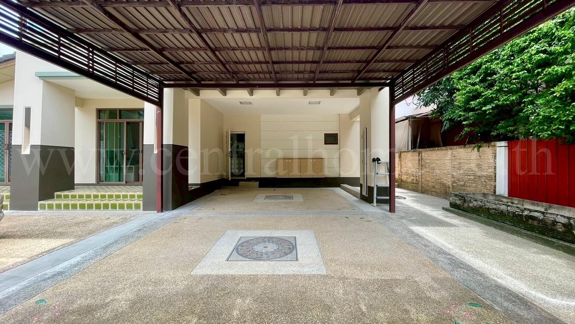 บ้านเดี่ยว เศรษฐสิริ ประชาชื่น เรสซิเด้นท์ 3 หลังริม รีโนเวทใหม่ทั้งหลัง  4