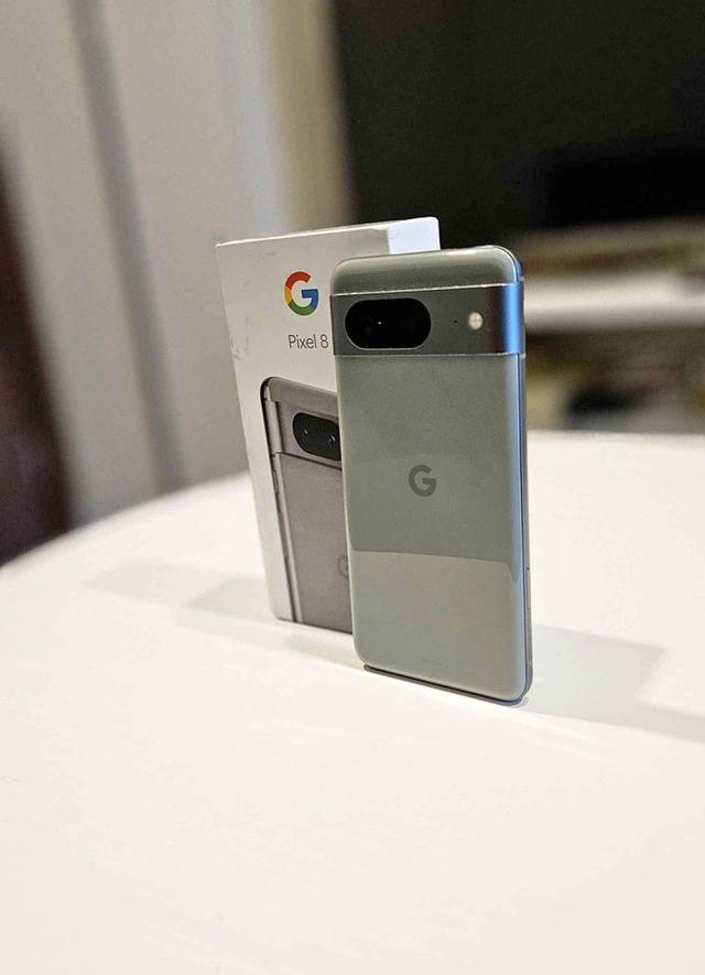 โทรศัพท์ Google Pixel 8 256 GB สี Hazel 1