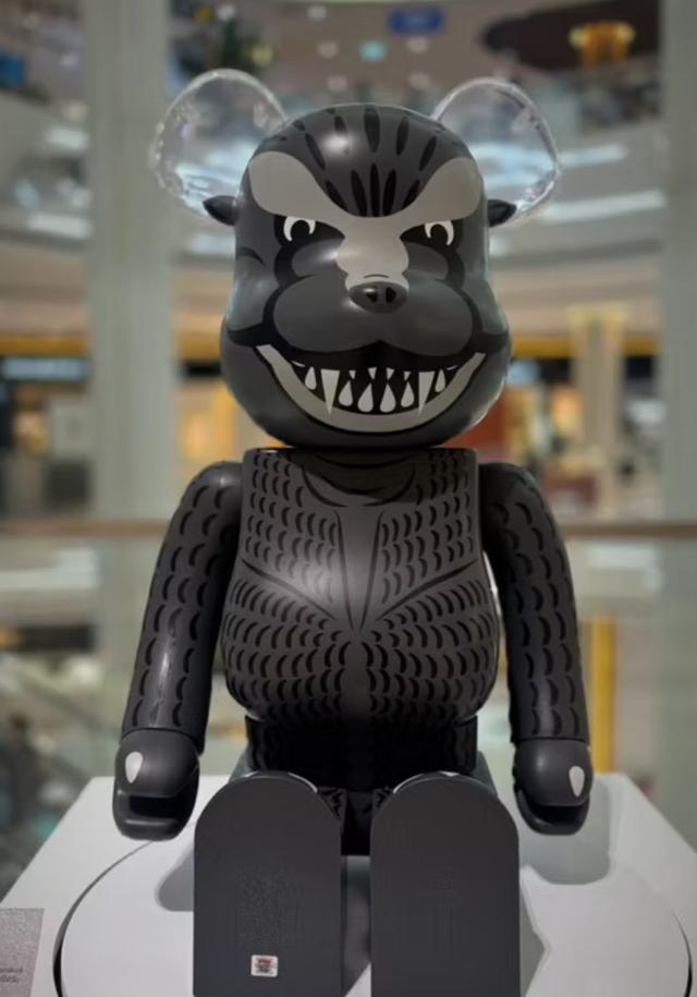 ปล่อย Bearbrick 1000% Godzilla 