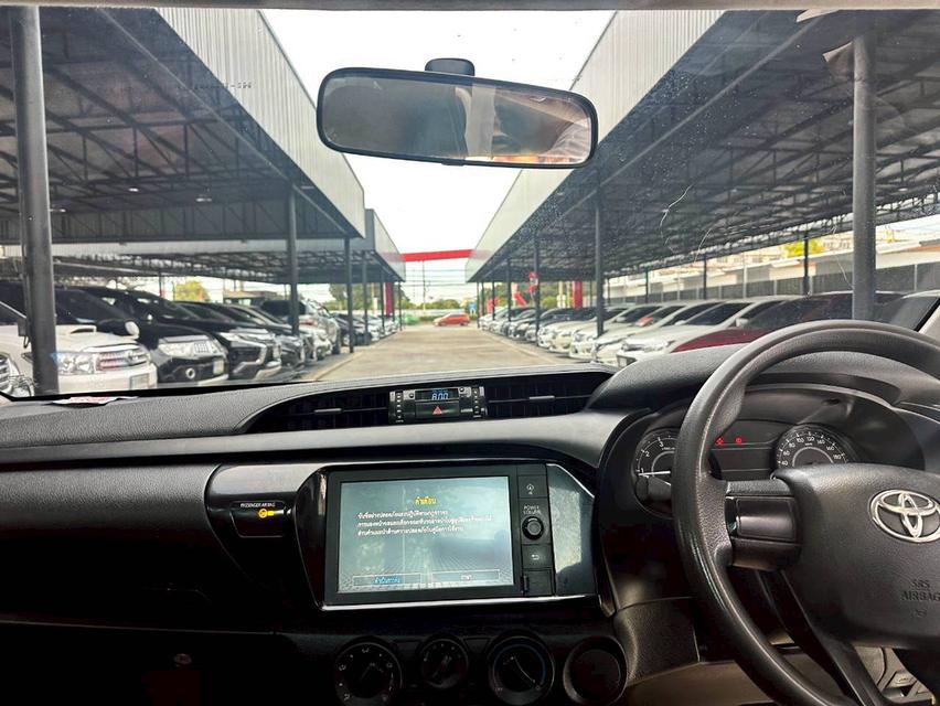 ขายรถ Toyota Hilux Revo 2.4 Single Cab Entry Pickup ปี 2022 สีขาว เกียร์ธรรมดา รูปที่ 11