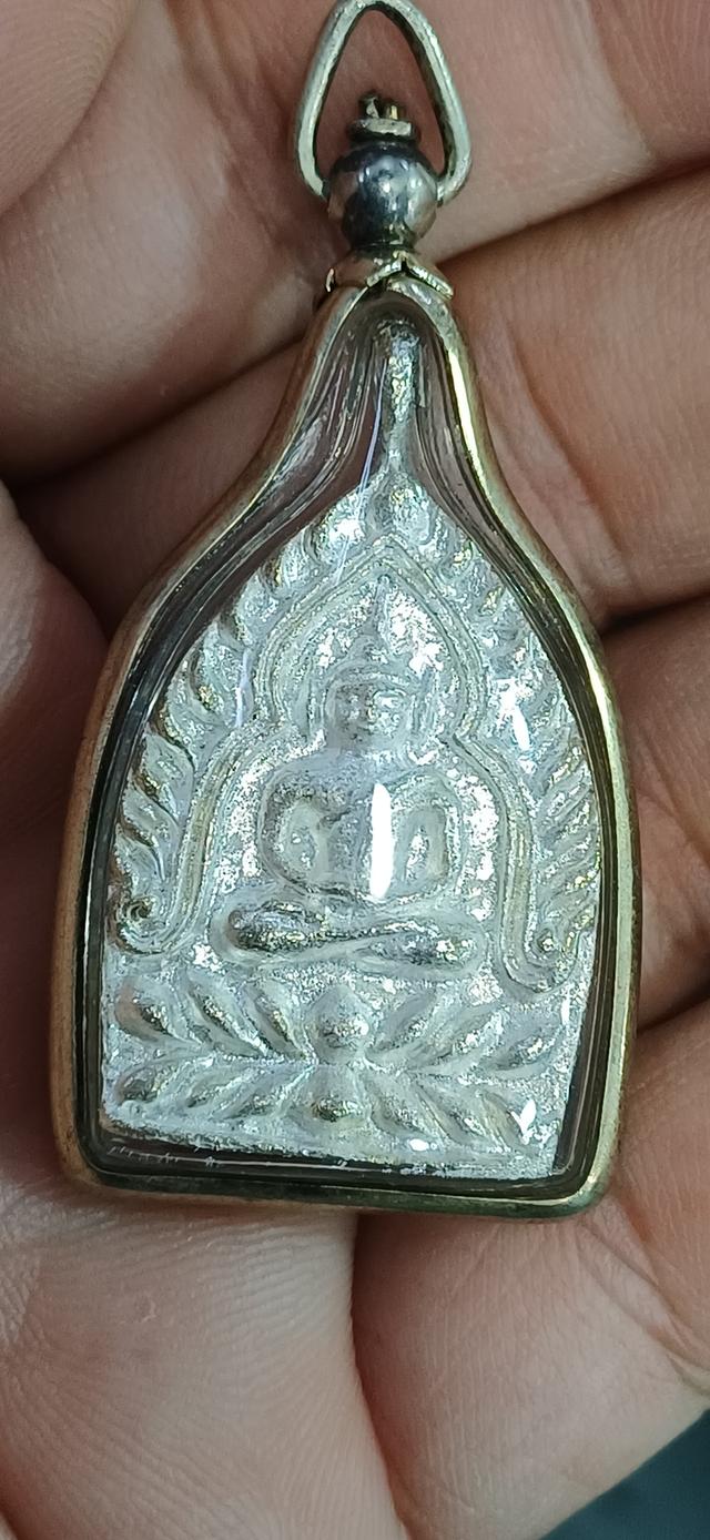 เหรียญเจ้าสัวมหาเศรษฐี ญส.ส.90 僧王级大富豪圣物:曼谷僧王庙(Wat Bowonniwet)佛历2546年(2003年)“座山佛/座山富贵佛(Phra Chao Sua)” 庆祝前僧王90寿辰(双面委员模) รูปที่ 5