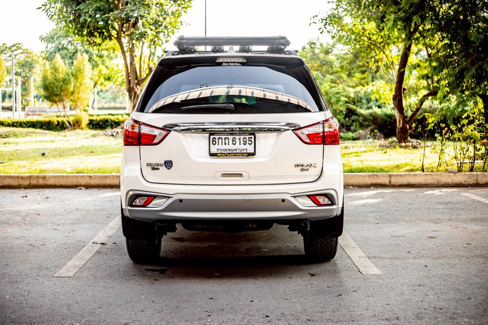 Isuzu Mu-X 1.9 DVD สีขาว ปี 2017 มือเดียวป้ายแดง 7