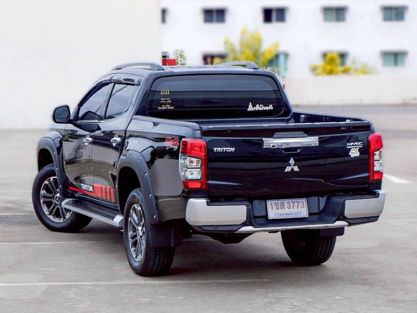MITSUBISHI TRITON 2.4 GT PLUS PREMIUM 4WD AT สีดำ ปี 2020 11
