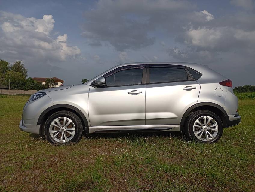 MG GS 1.5 TD ปี 2017 สเกิตแต่งรอบคัน ยางใหม่ปี 2024 ใช้ได้ยาวๆ 12