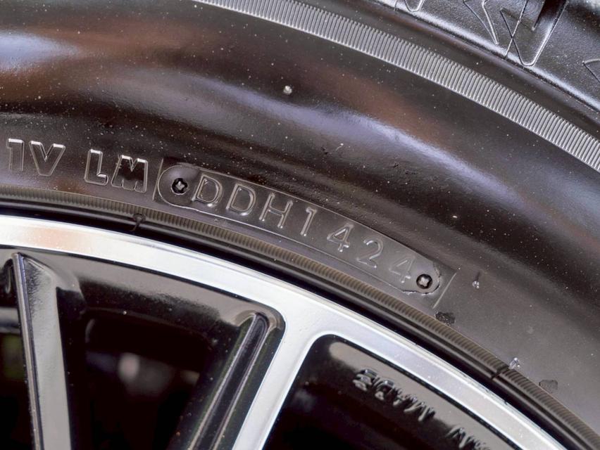 Nissan Kicks 1.2 V ปีจด 2023 9