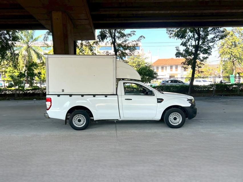 ขายรถ Ford Ranger 2.0 Standard CAB ปี 2020 สีขาว เกียร์ธรรมดา 8