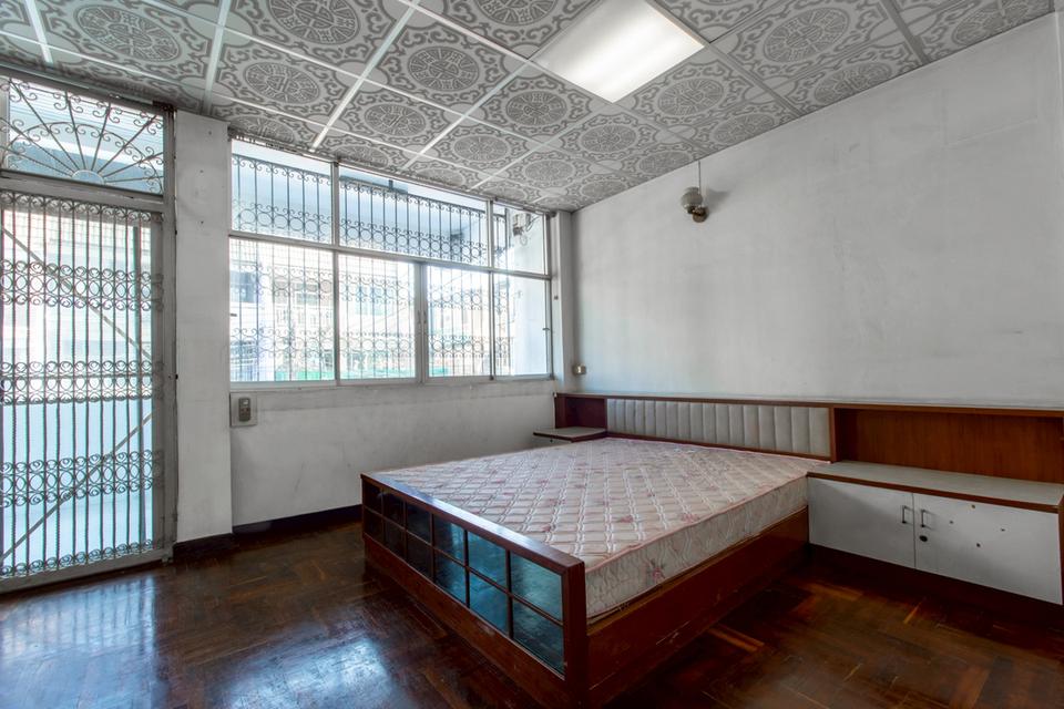 บ้านทาวน์โฮม 3 ชั้นบน “ทำเลที่หาไม่ได้แล้ว” กลางสาทร-เย็นอากาศ-พระราม 4 ซอยศรีบำเพ็ญ 11