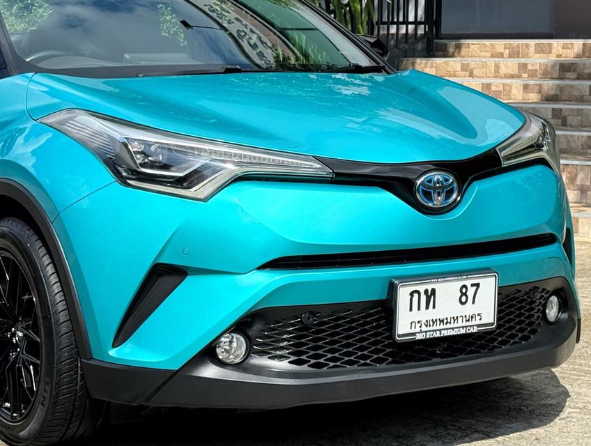 2019 TOYOTA CHR HV HI รถมือเดียวออกป้ายแดง รถวิ่งน้อย เข้าศูนย์ตามระยะ รถไม่เคยมีอุบัติเหตุครับ 8
