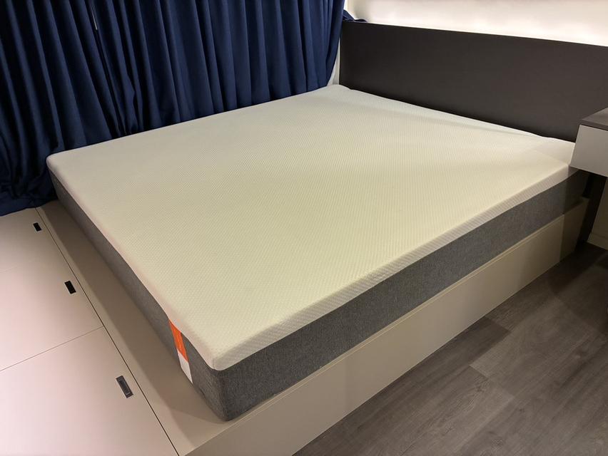 ฟูก 6 ฟุต ที่นอนพรีเมียม สภาพนางฟ้า 95% + แถม Topper (เจ้าของใช้เอง สะอาดมากค่ะ๗ รูปย่อยที่ 2