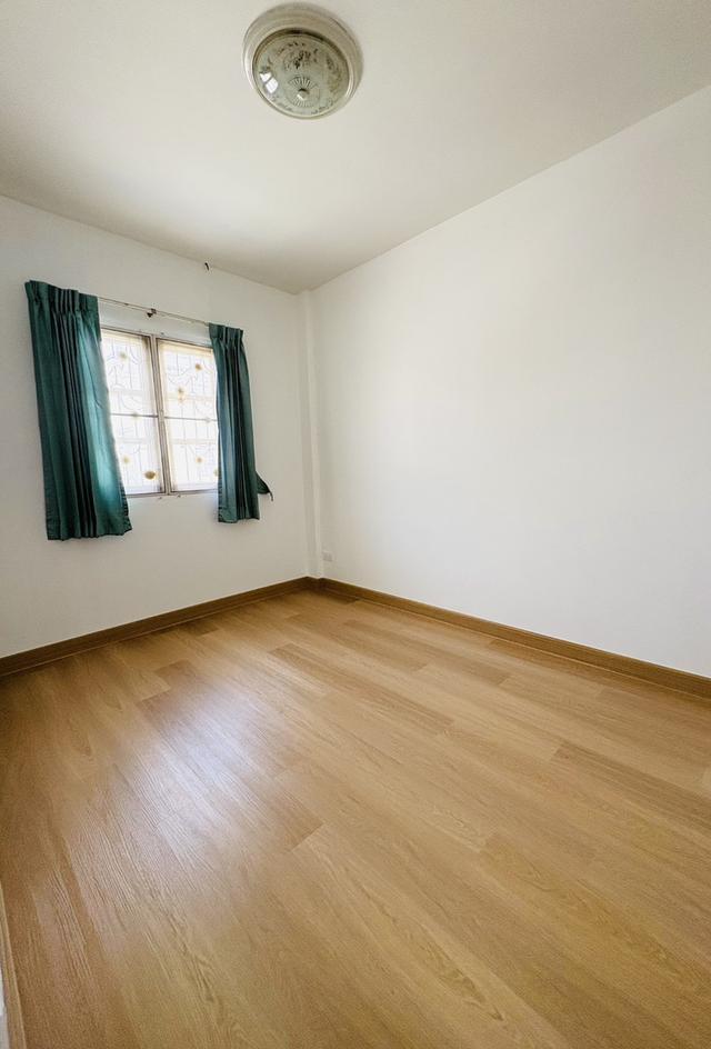 ให้เช่าทาวน์เฮาส์คู้บอน 50 หมู่บ้านพัฒนาสิริ รามอินทรา 5