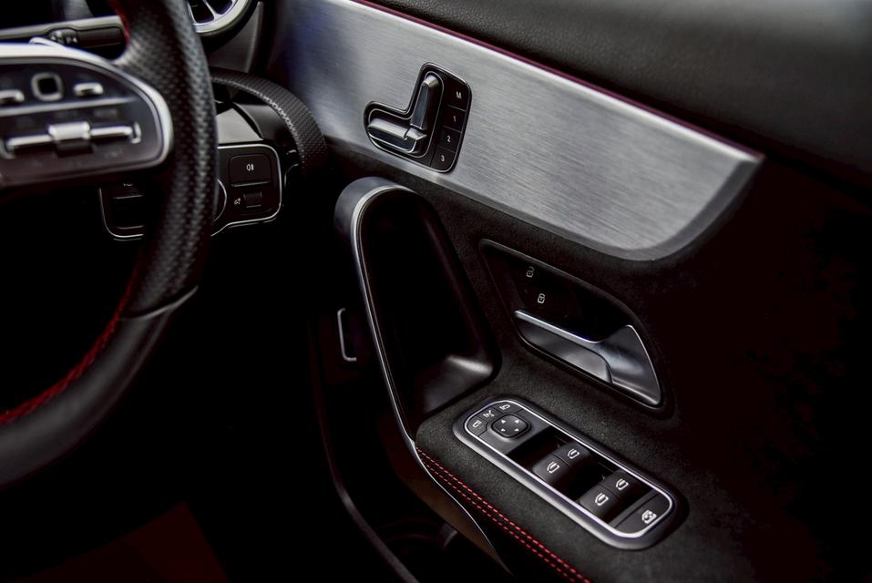 รหัสรถ CBL5996 Mercedes-Benz A200 AMG Dynamic W177 AT 2023 14