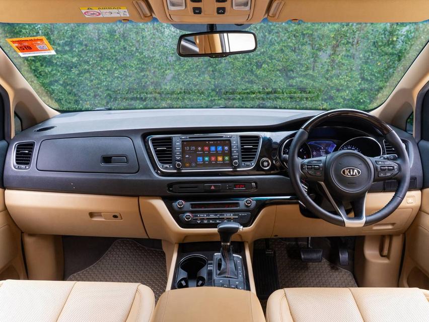 Kia Grand Carnival 2.2 EX ปีจด 2017 รูปที่ 11