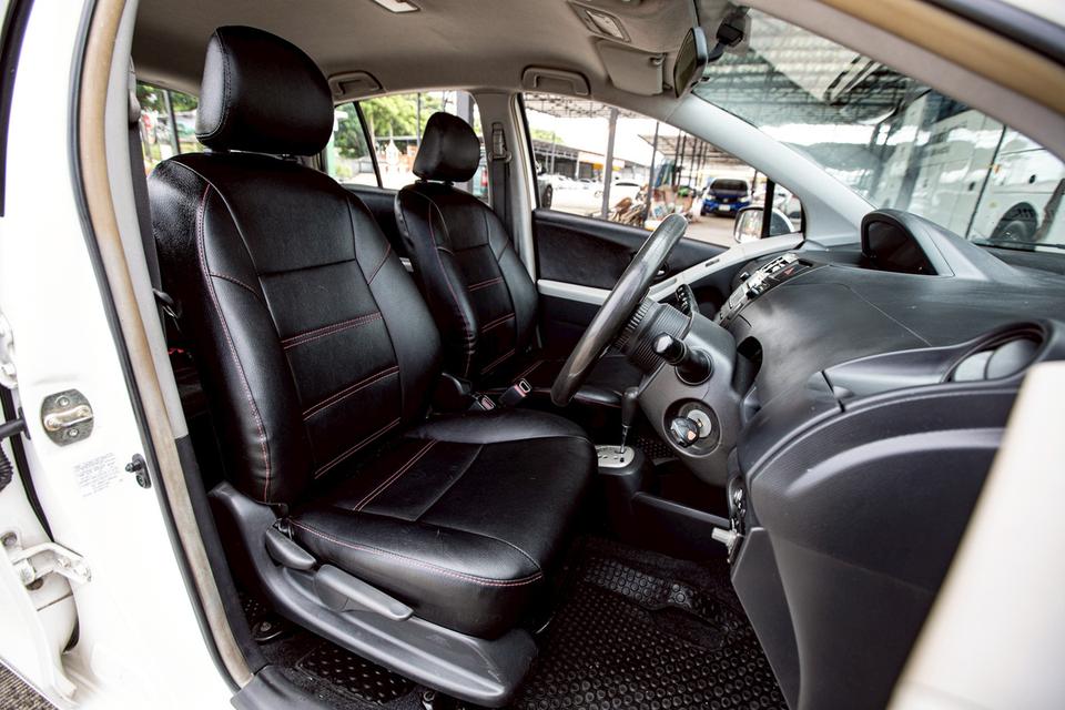 Toyota Yaris 1.5E ปี 2007 เกียร์ออโต้ สีขาว 13