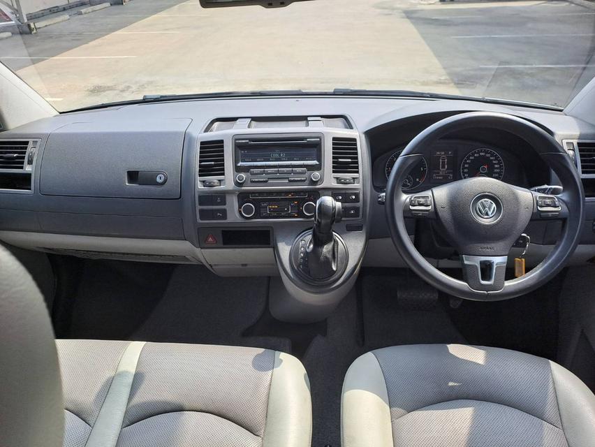 VOLKSWAGEN CARAVELLE 2.0 TDI ปี2014 สีขาว 17