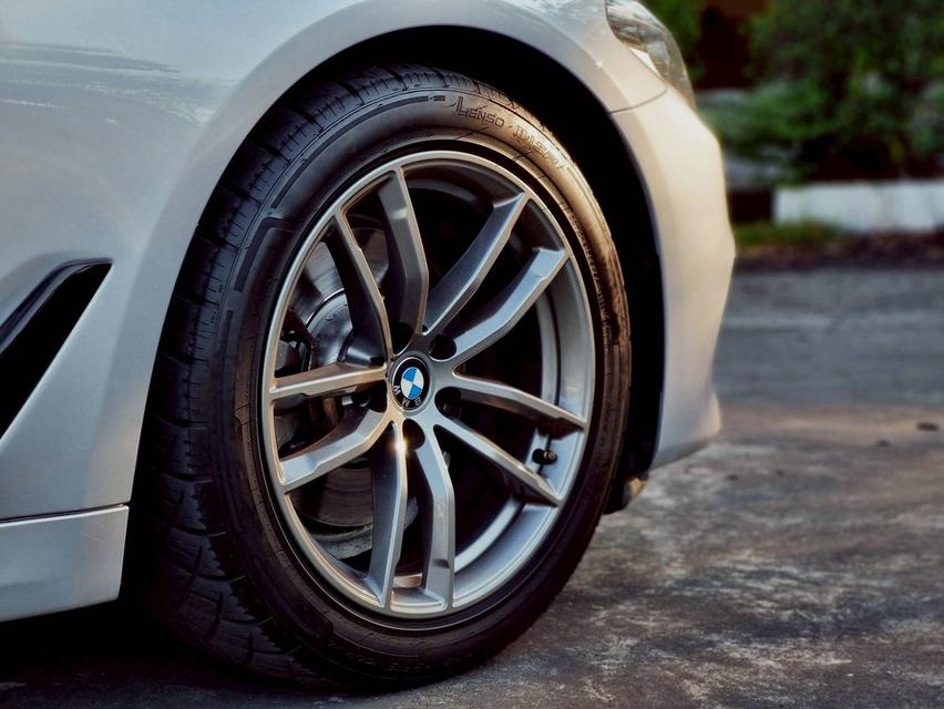 BMW 520d Sport Line (G30) ปี 2018 ไมล์ 13x,xxx km. รูปที่ 15