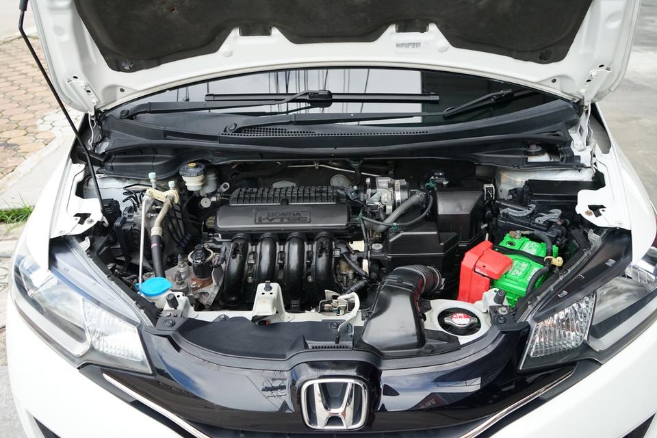 2014 HONDA JAZZ 1.5SV+ 8