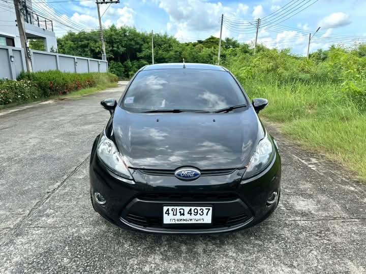 Ford Fiesta ปล่อยขายด่วน 3