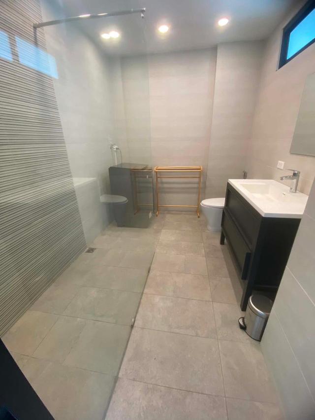 ขายพร้อม/ผู้เช่าคอนโดวงศ์อมาตย์ ไพรเวซี่ รีสอร์ท แอนด์ เรสซิเดนซ์ 15