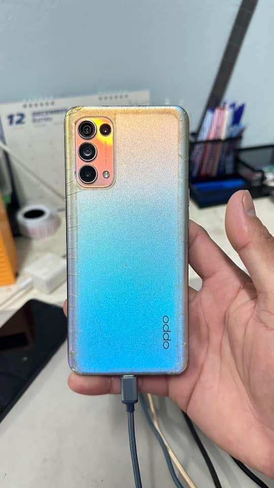 ขายโทรศัพท์รุ่น Oppo Reno 5