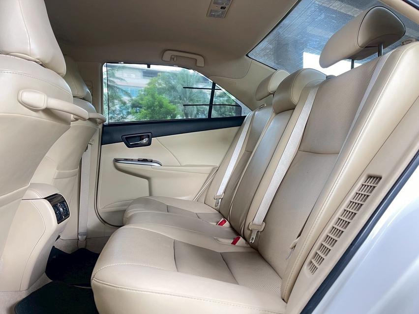 ขาย Toyota Camry 2.5Hybrid ปี16 11