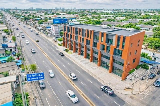 เฟอร์เครื่องใช้ไฟฟ้าครบ ถูกที่สุด อาคารพาณิชย์หรูสไตล์ยุโรป 3.5 ชั้น 4นอน ใกล้ BigC เพชรเกษม77-81 MRTหลักสอง 1กม. 20ตร.ว 2