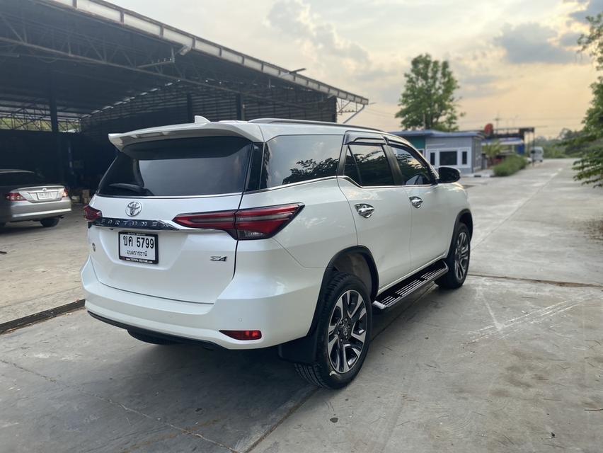 รหัสรถ KCY5799 TOYOTA FORTUNER 2.4V AUTO 4WD ปี 2021