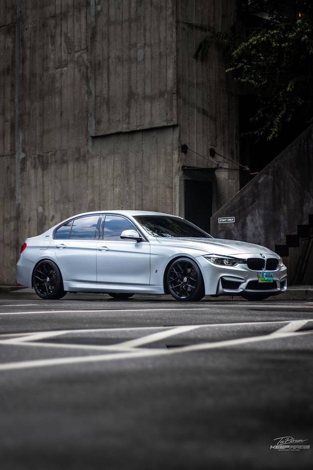 BMW F30 330e LCI | M3 Style | ปี 2018 รูปที่ 5