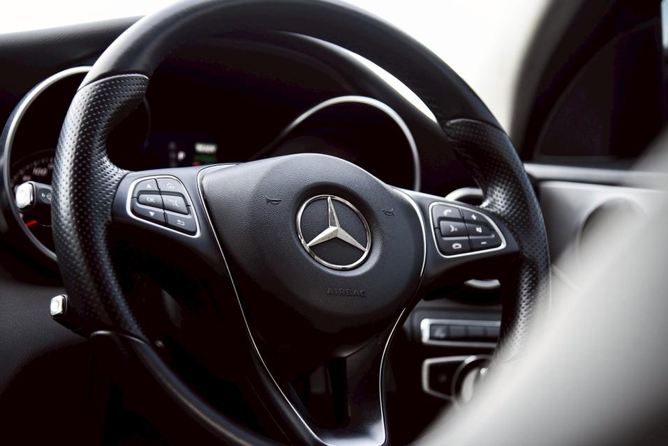 รหัสรถ CBL3222 Mercedes-Benz C350e 2.0 Avantgarde AT 2017 15