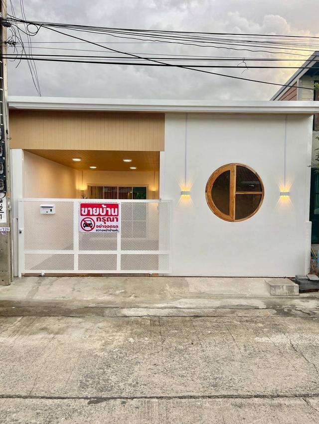 หมู่บ้านตะวันงาม ซอยกันตนาบางใหญ่ทาวน์เฮาส์ชั้นเดียว ตกแต่ง Minimal Style บ้านรีโนเวทแล้วพร้อมอยู่ 1