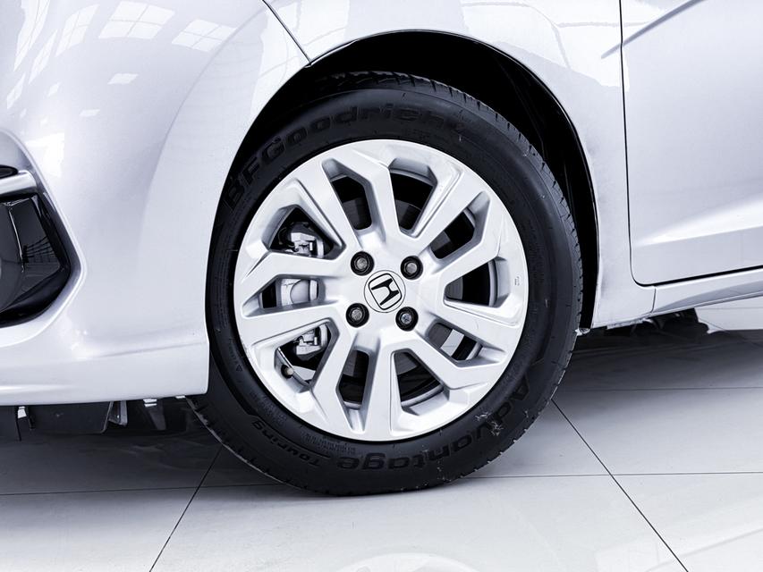 HONDA JAZZ 1.5 V ปี2021 สีเทา รูปที่ 16