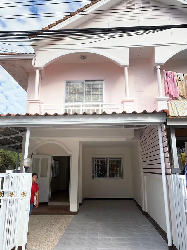 ทาวน์โฮมบ้านสวนจันทร์ฉาย 1