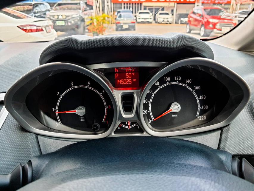 Ford Fiesta 1.5S Sport hatchback 5 ประตู ปี 2012 จด 2013 📌 ราคาถูกเพียง 199000 บาท