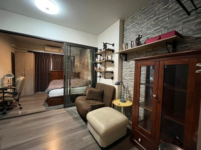 เช่าถูก 10,000 บาท ** 1 ห้องนอน ** รหัส 220388 ** เดอะ สเตจ เตาปูน - อินเตอร์เชนจ์ ** ติดรถไฟฟ้า เตาปูน / บางโพ ** 088-398-3835 MR.BOAT 1