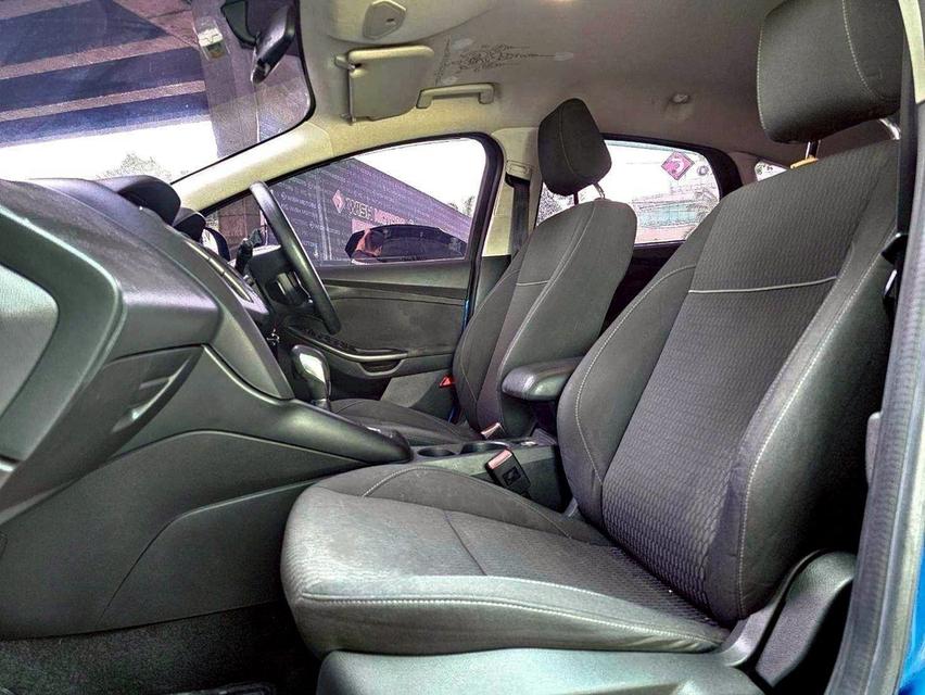 รหัสรถ WMT3626 📌 Ford Focus 1.6 Hatchback ปี 2013 10