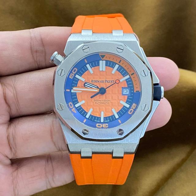 ขายนาฬิกา Audemars Piguet สายสีส้ม