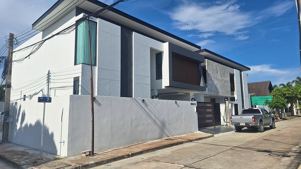 Pool villa for sale