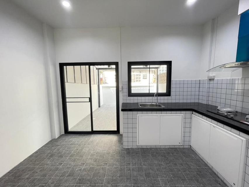 บ้านพร้อมอยู่ ลำลูกกาคลอง 1  16