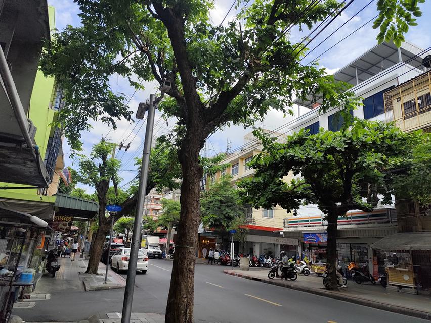 ขายบ้านปรับปรุงรีโนเวทพร้อมเข้าอยู่ ค้าขายได้ ไม่มีห้องครัว ไม่มีจอดรถ เซนต์หลุยส์ ยานนาวา กทม 4