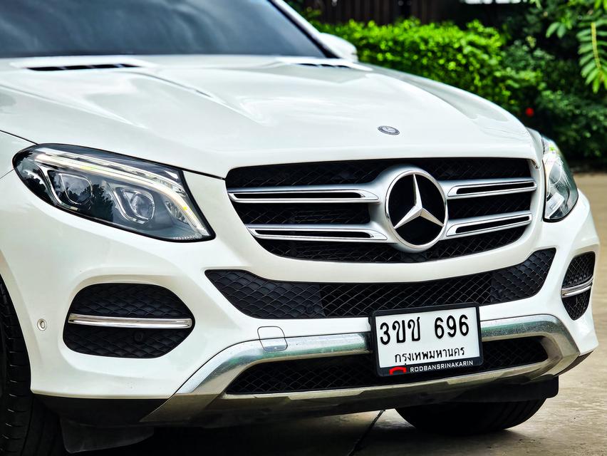 mercedes benz 8